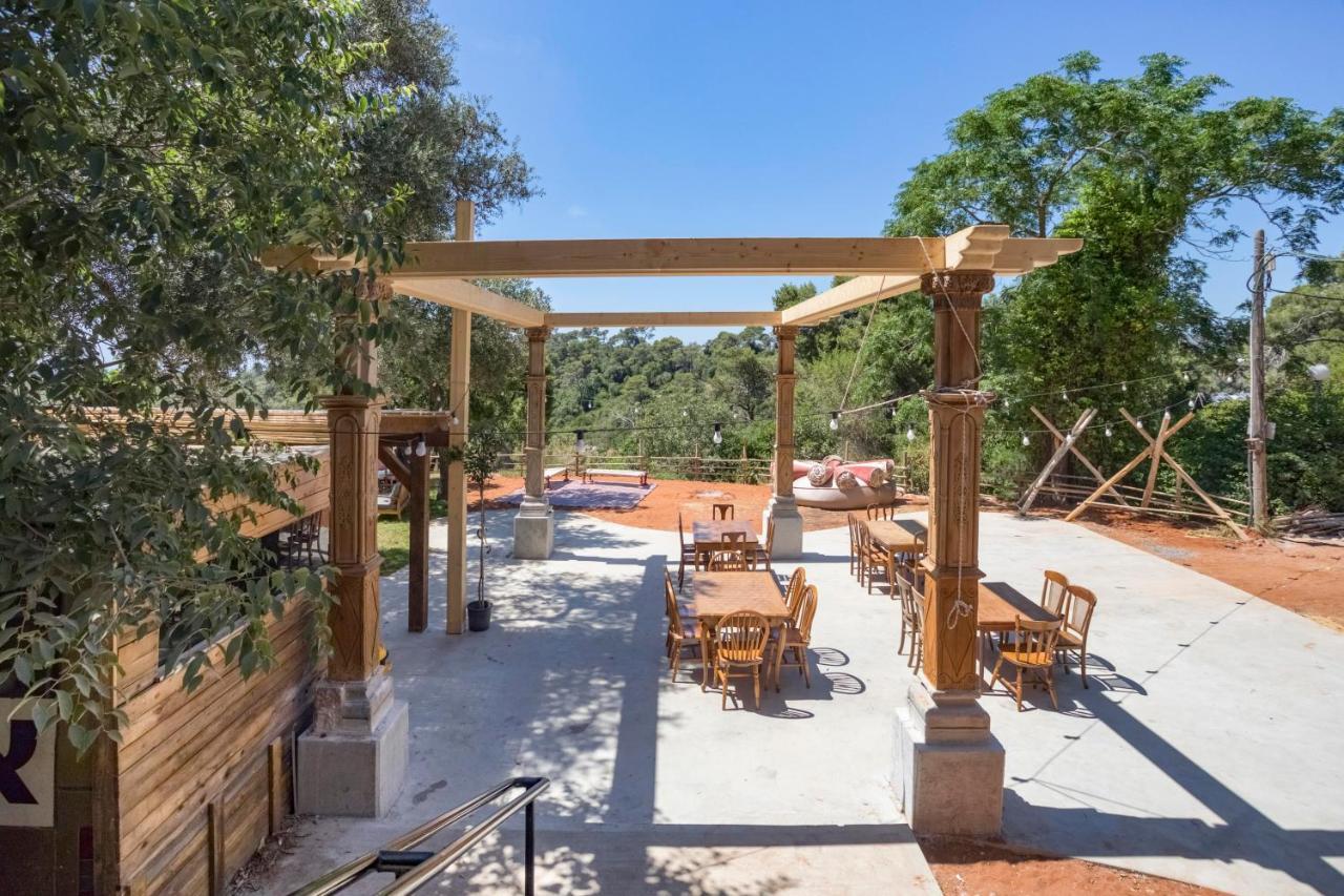 Beit Oren Hotel エクステリア 写真